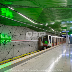 Metro  Warszawa  stacja Ksi  cia Janusza  2