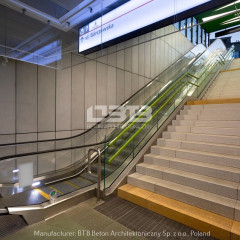 Metro  Warszawa  stacja Ksi  cia Janusza  3